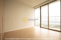 Unfurnished duplex with comtemporary layout for rent in Waterina Suites